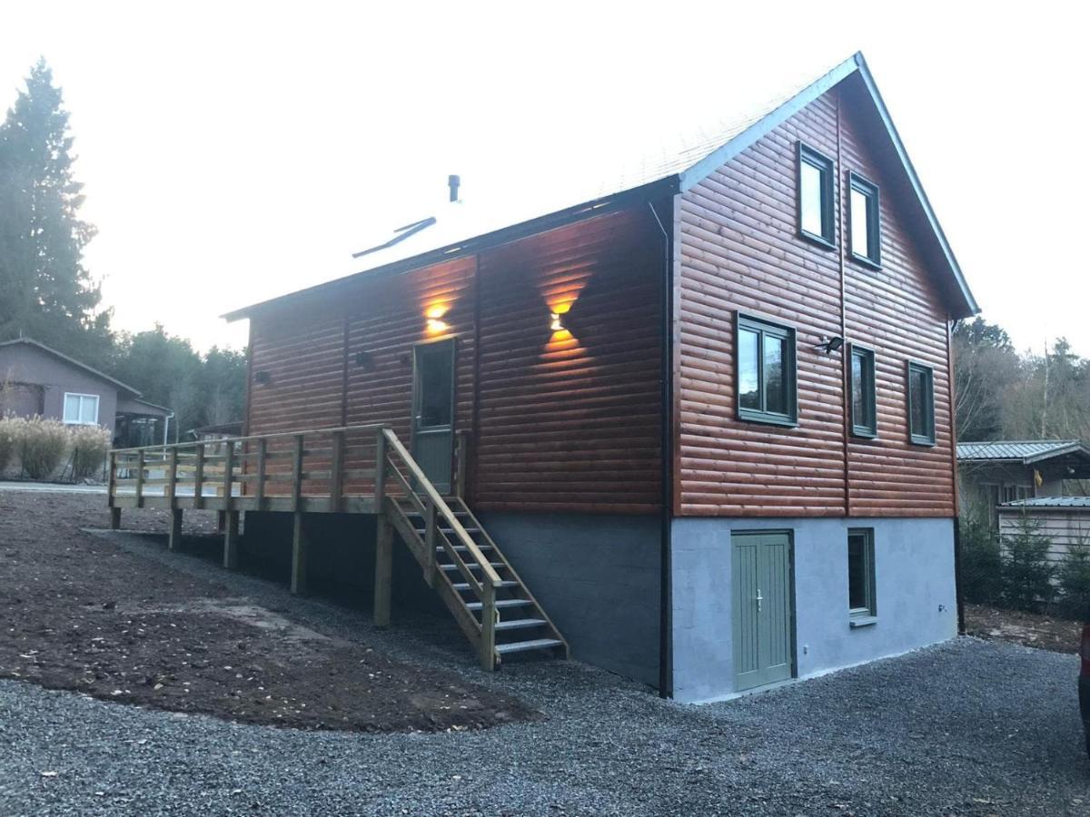 Chalet Tjaffers Lodge Durbuy Buitenkant foto